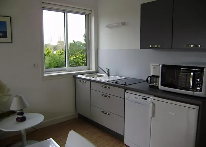 + 20m De La * La Baule